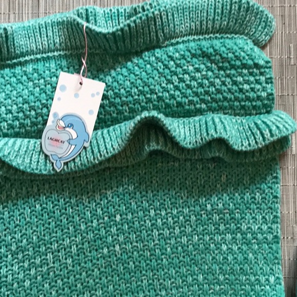 NWT Mermaid tail blanket for girls. Sea green - Picture 2 of 4